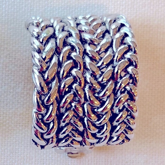 Erwin Pearl Silver Earrings - Picture 5 of 15